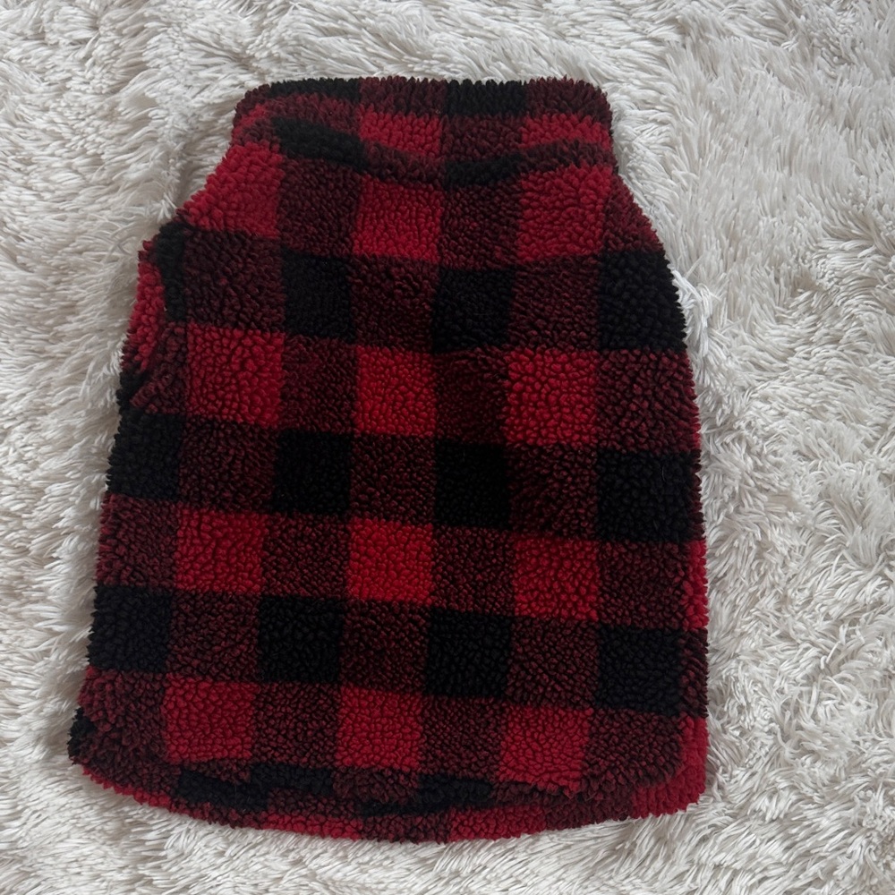 Heart to Tail Red & Black Buffalo Plaid Front Zip Lined Dog Sherpa Jacket - Picture 4 of 11